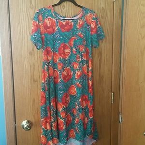 LuLaRoe Carly